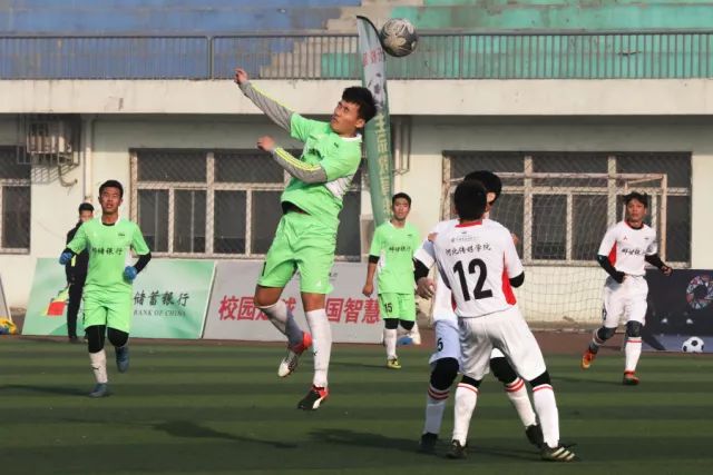 中国男篮亚运会遭遇失利，状况堪忧需正视现实